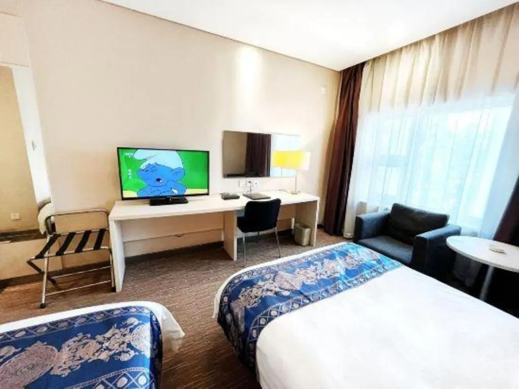 Super8 Hotel Anyang Hongqi Road 3*, Anyang (Henan)